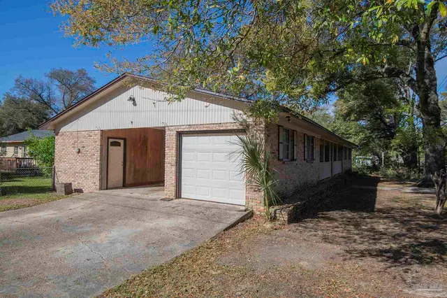5901 Flaxman St property photo