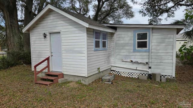2813 N F St, Pensacola FL 32501 photo 7
