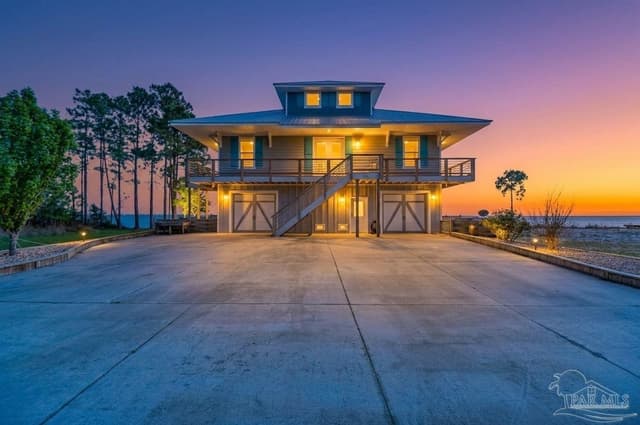 1106 Oyster Bay Dr, Milton FL 32583 exterior