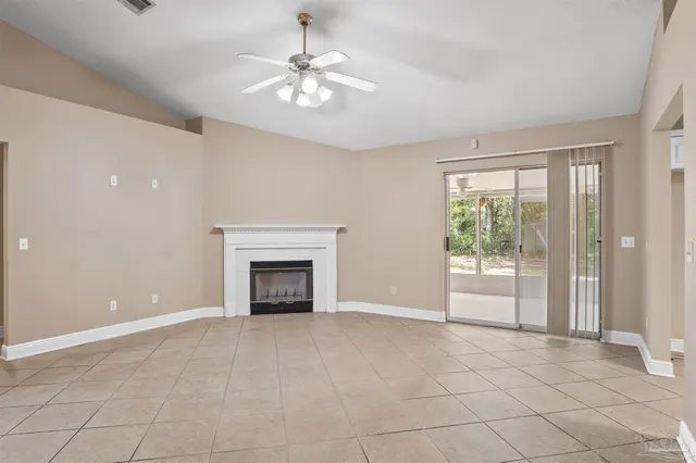 3243 Moss Pt Ln property photo