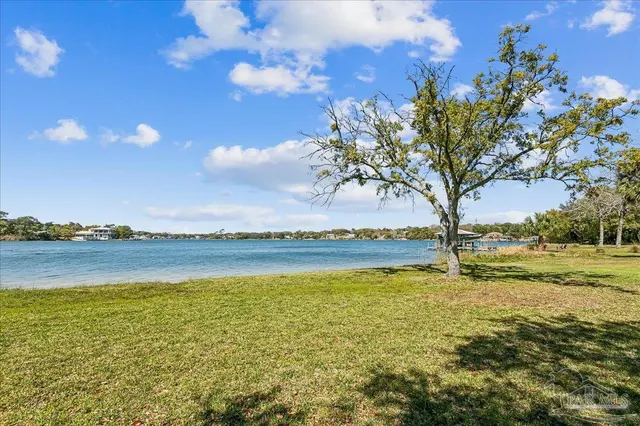 902 Bayou Blvd property photo