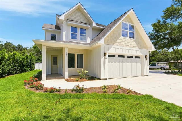 500 Fairpoint Dr, Gulf Breeze FL 32561 exterior