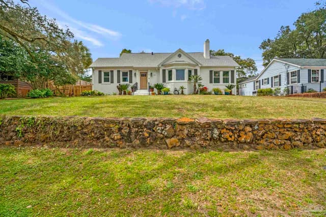 1811 Yates Ave property photo