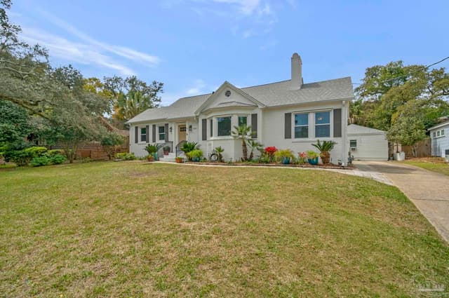 1811 Yates Ave property photo
