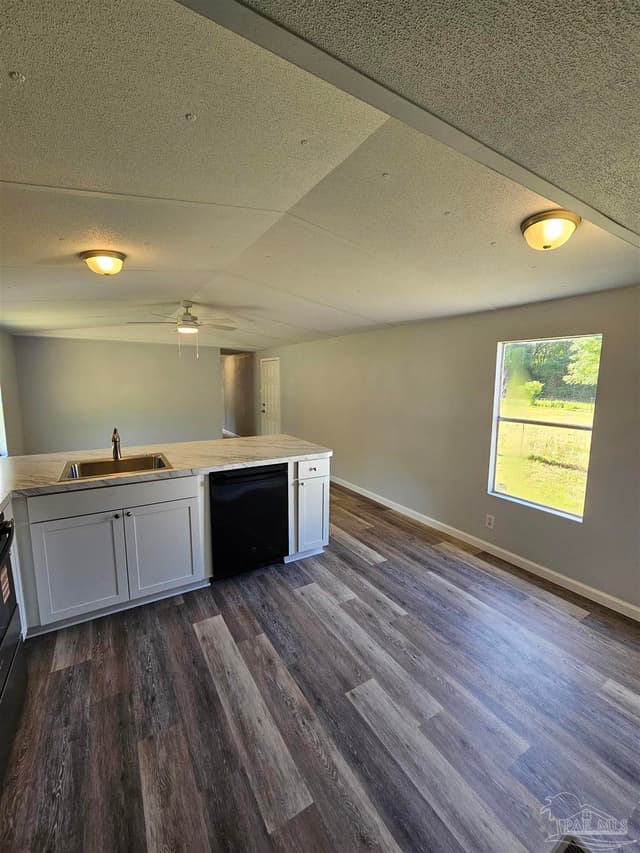 5308 Persimmon Hollow Rd, Milton FL 32583 photo 9