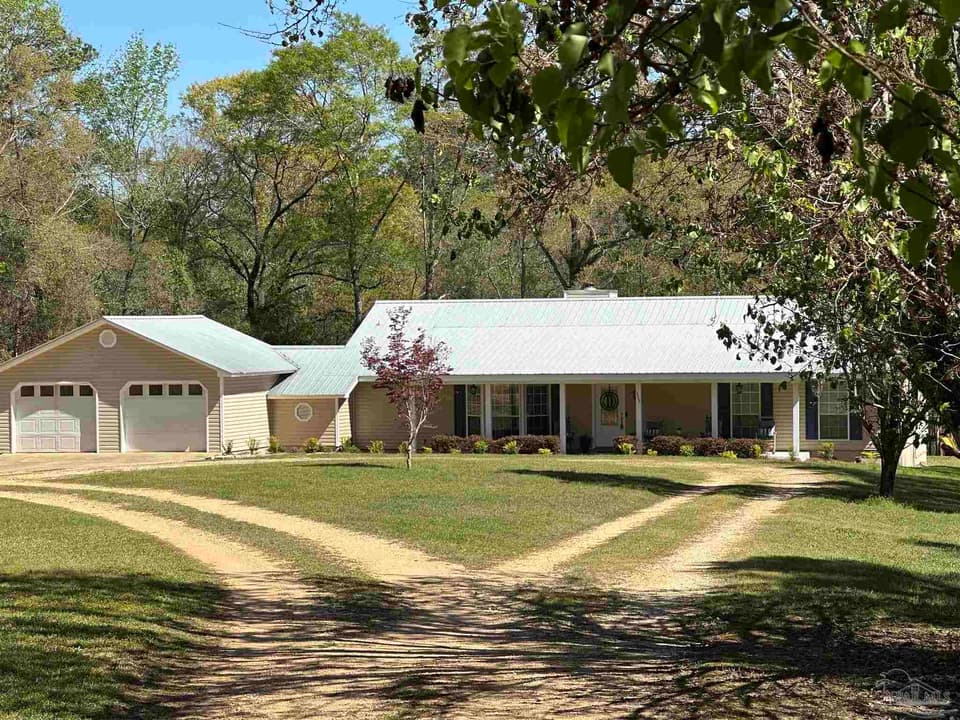 115 Cedar Ave, Frisco City AL 36445 photo 1