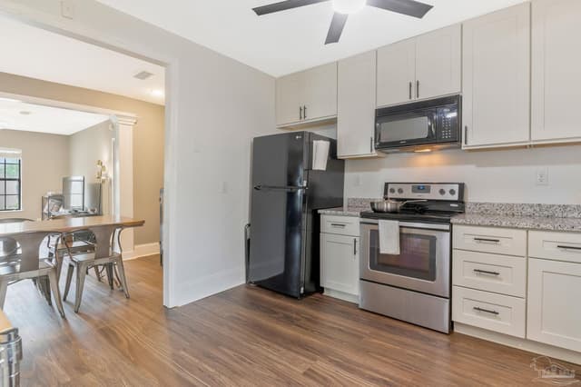 1760 Romana St property photo
