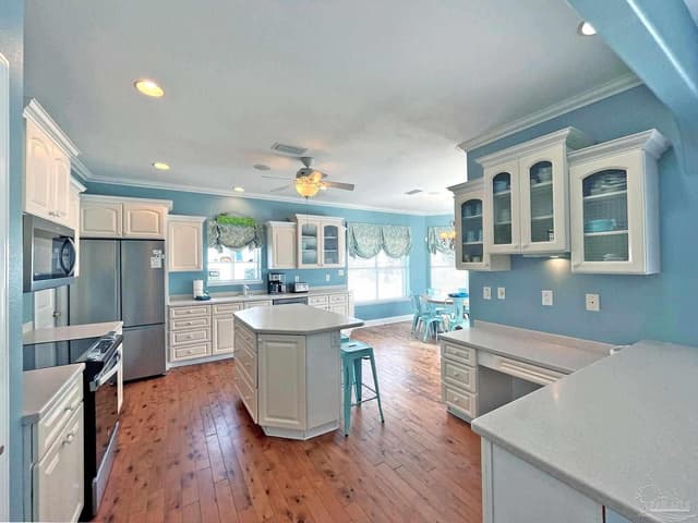 1206 Maldonado Dr, Pensacola Beach FL 32561 photo 3