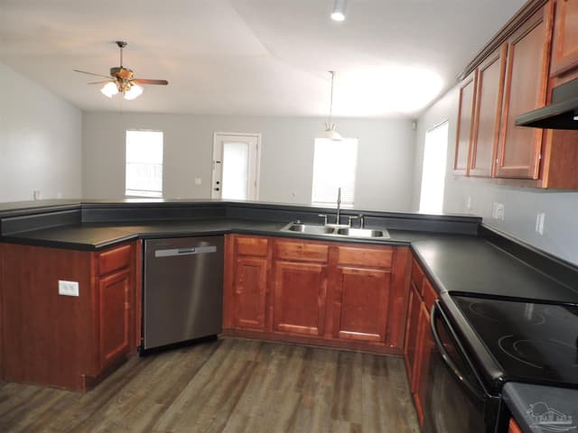 2310 Tall Oak Dr, Cantonment FL 32533 photo 12