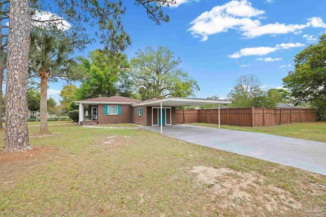 1801 E Cross St, Pensacola FL 32503 photo 2