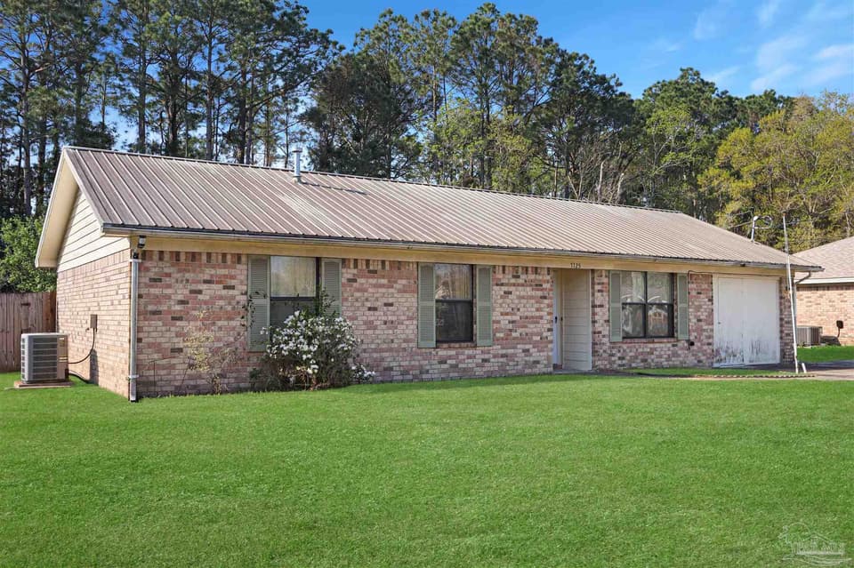7725 W Jackson St, Pensacola FL 32506 photo 1