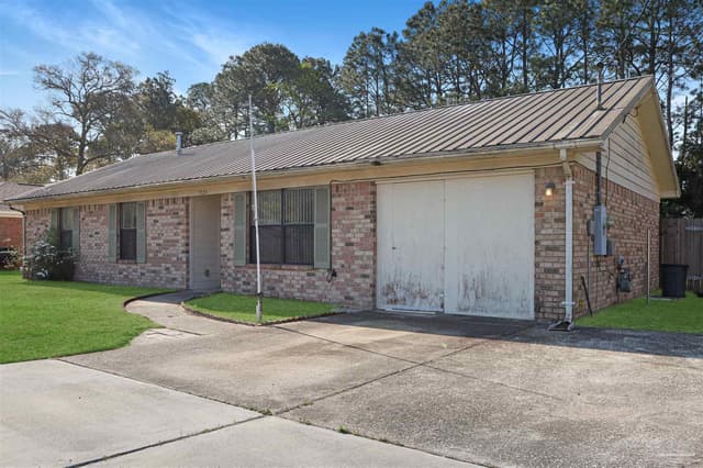 7725 W Jackson St, Pensacola FL 32506 photo 4