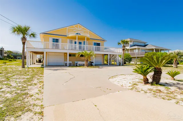 1006 Via Deluna Dr property photo