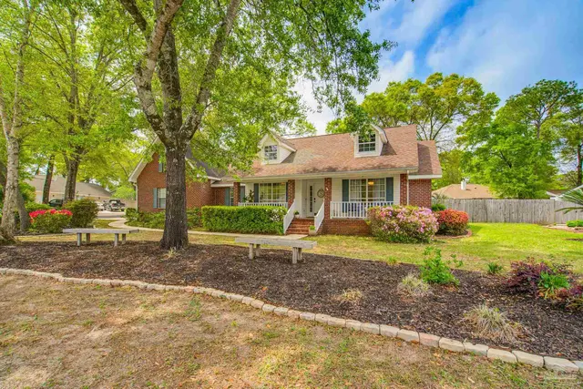6005 Forest Green Rd, Pensacola FL 32505 exterior