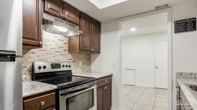 8140 Lillian Hwy, Pensacola FL 32506 photo 9