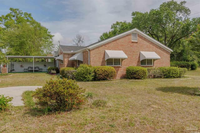 302 Wegner Ave property photo