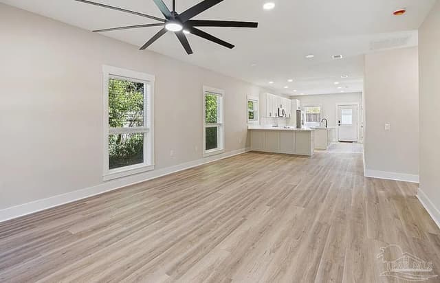 8338 Raleigh Cir, Pensacola FL 32534 photo 3