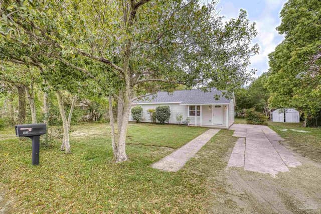 4819 W Jackson St, Pensacola FL 32506 photo 2