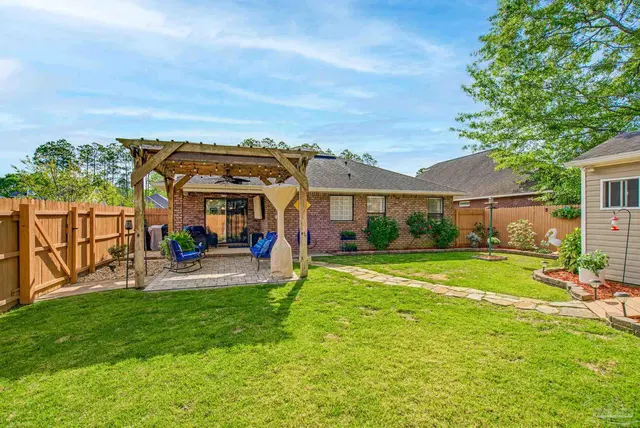 6065 Dunridge Dr property photo