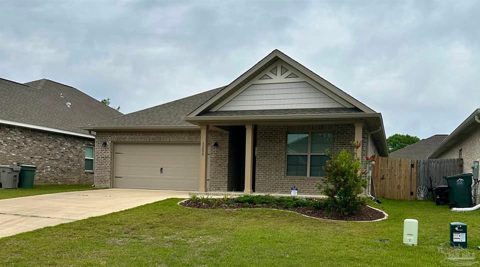 1252 Meadow Trl, Cantonment FL 32533 photo 1