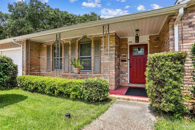 323 Petherton Pl, Pensacola FL 32506 photo 3