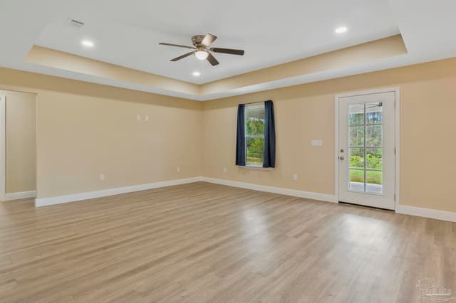 295 Kingsfield Rd property photo