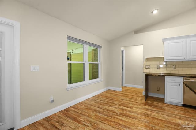7878 Lola Cir, Navarre FL 32566 photo 13