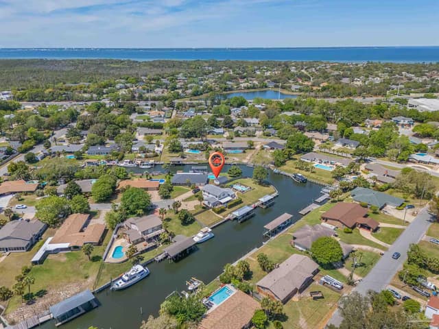 1044 Aquamarine Dr, Gulf Breeze FL 32563 photo 13