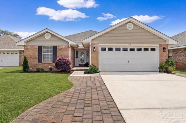 1226 Harrison Ave, Gulf Breeze FL 32563 exterior