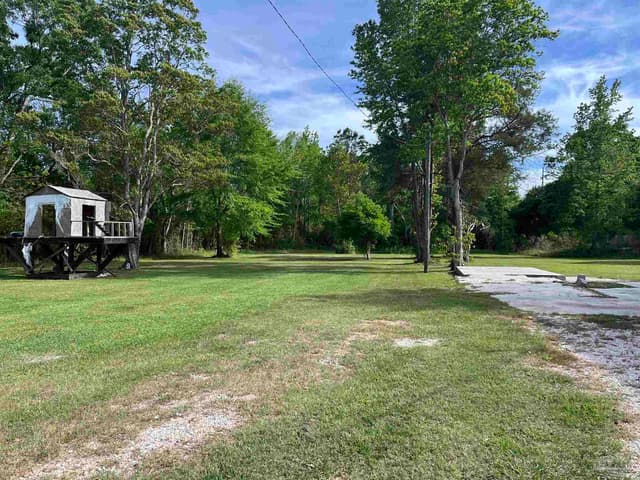 102 W Avenue A, Atmore AL 36502 photo 18