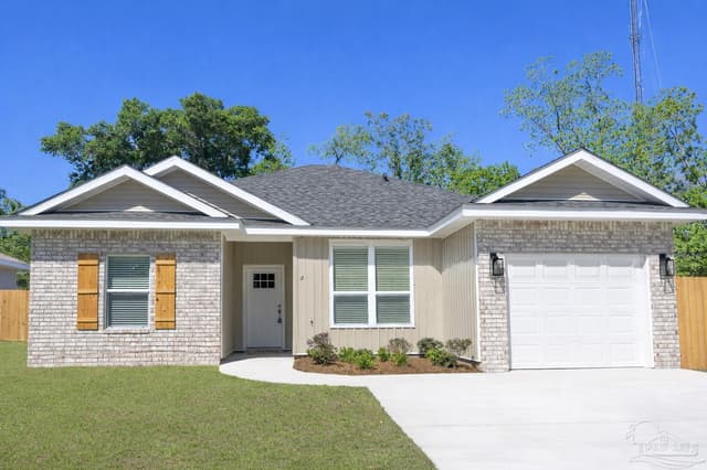 2613 N H St, Pensacola FL 32501 exterior