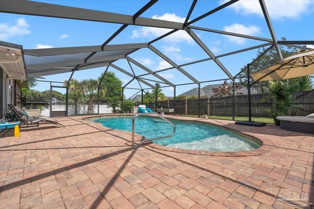 25 Bartlett Cir, Pensacola FL 32505 exterior
