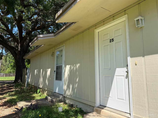 130 9 Mile Rd # 7 property photo