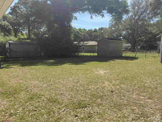 7113 Dale St property photo