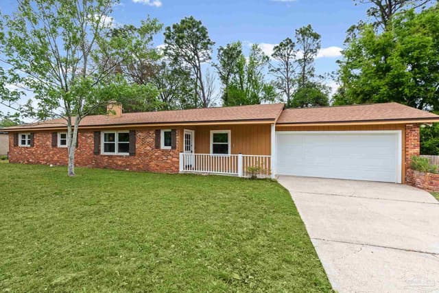 2958 Swan Ln, Pensacola FL 32504 exterior