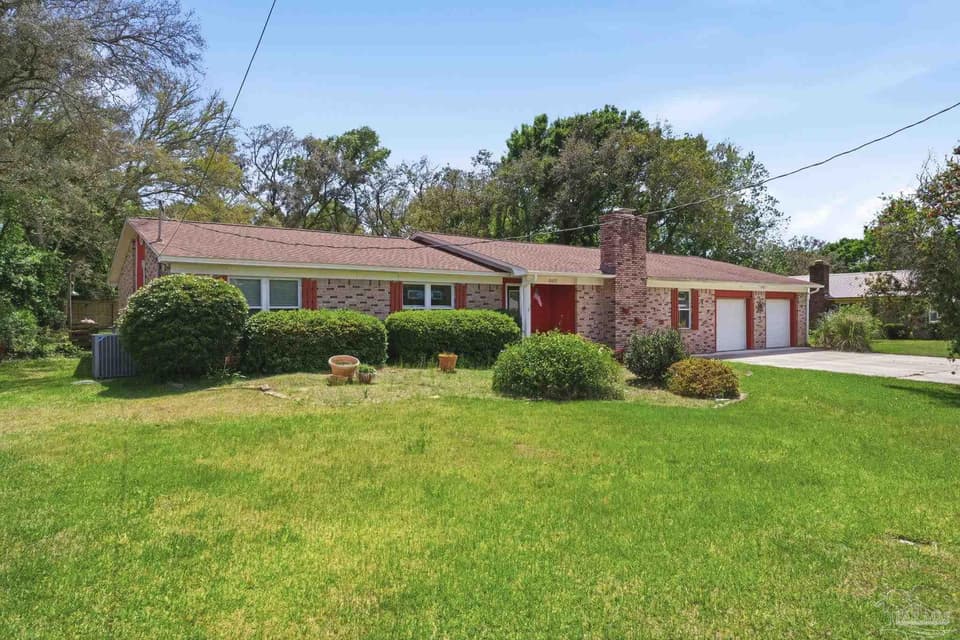 10827 Berryhill Rd, Pensacola FL 32506 photo 1