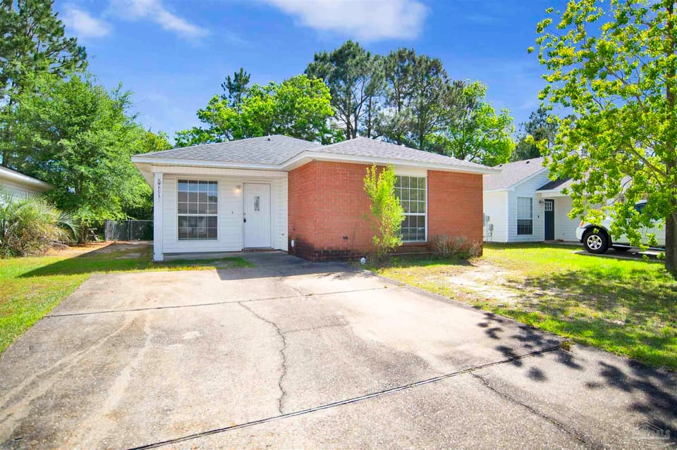 8931 Forest Oak Dr, Pensacola FL 32506 photo 1