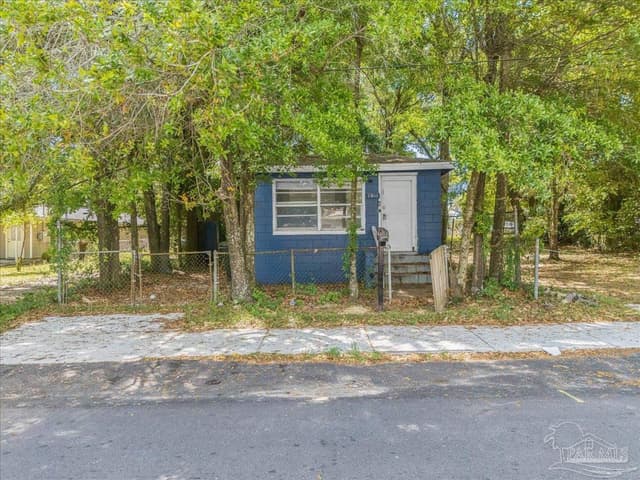 1011 W Hatton St, Pensacola FL 32526 photo 8