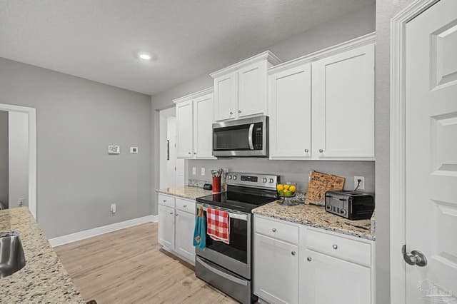 7902 Burnside Loop, Pensacola FL 32526 photo 10