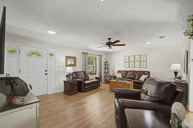 4959 Skipper Ln property photo