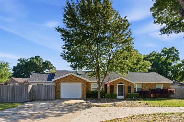 8395 Lofton Dr, Pensacola FL 32514 exterior