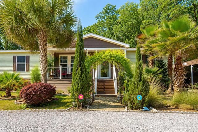 3111 Owen Bell Ln, Pensacola FL 32507 exterior
