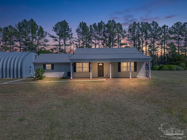 6374 Perfect Acres Rd, Milton FL 32570 exterior