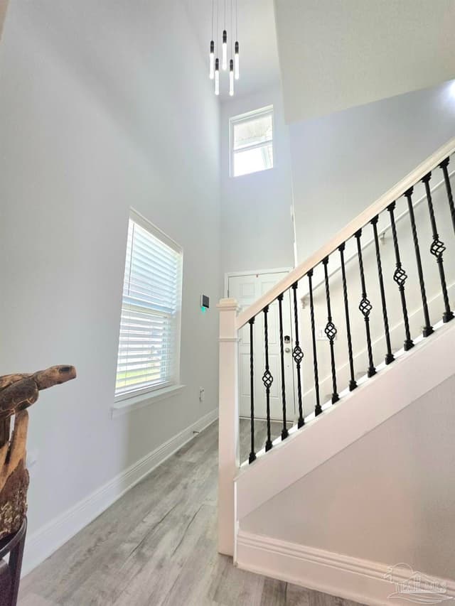 380 Hilburn Ln property photo