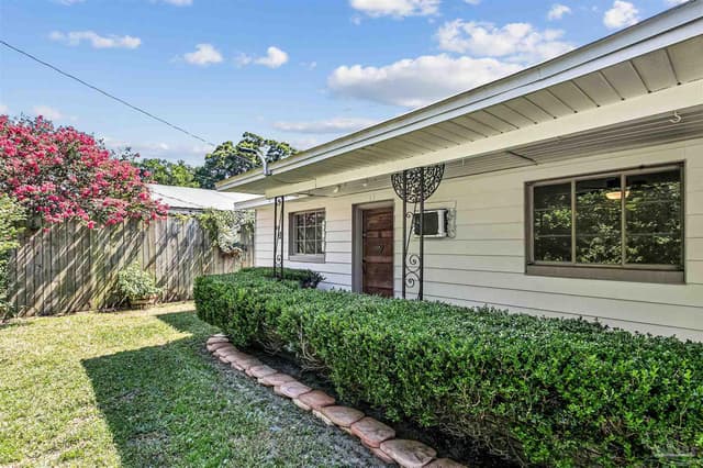 29 Cloverland Ct, Pensacola FL 32505 exterior