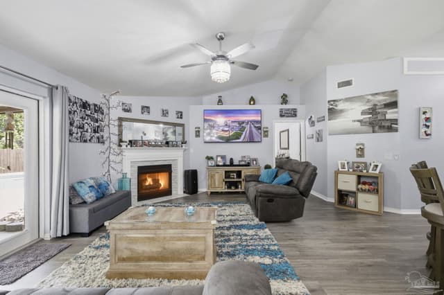 420 Megan Dr, Cantonment FL 32533 photo 12