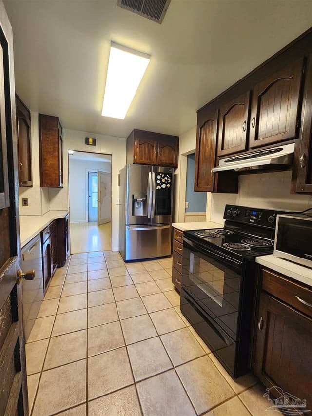 4 Bertram St property photo