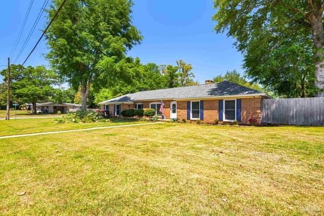 2102 Semur Rd property photo