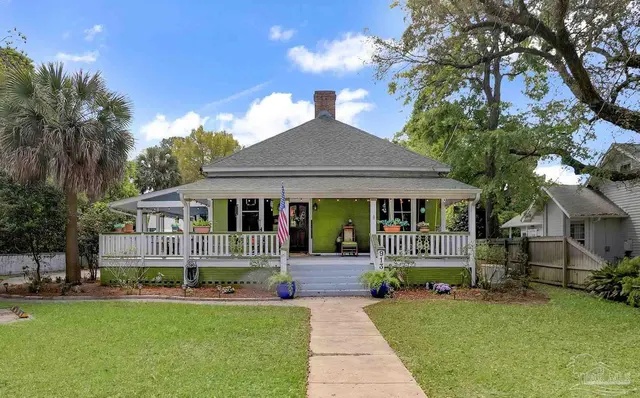 913 Lloyd St property photo
