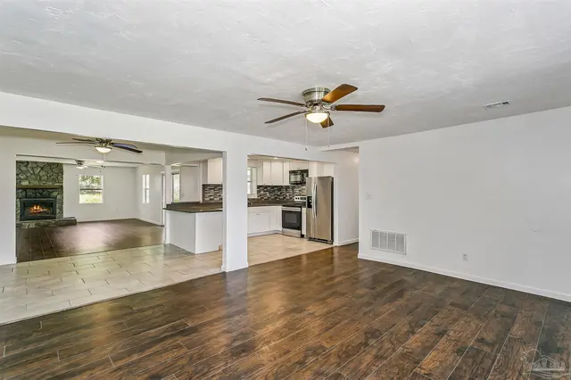 7245 Lockhart St property photo
